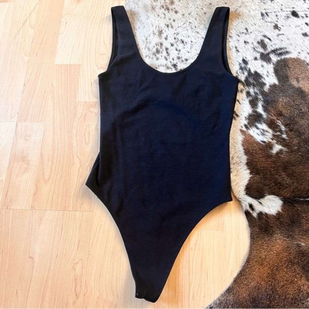 ARITZIA WILFRED FREE Black Scoop Neck Bodysuit Size XS